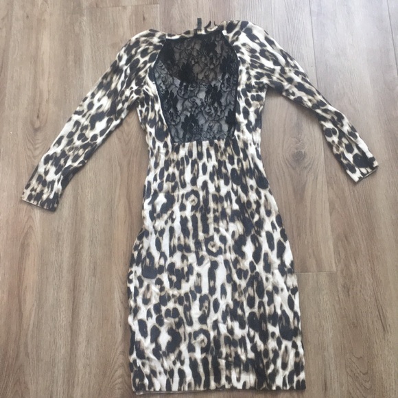 Guess dress size small - Picture 4 of 5